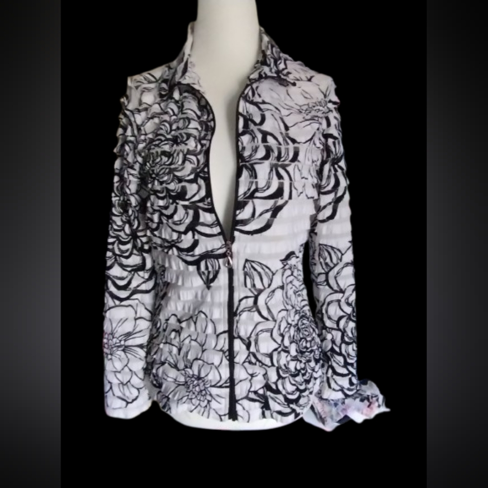 Erin London Black and White Zip Up Cardigan Jacket with Floral Design